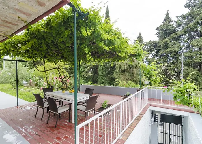 Apartment Rafaello